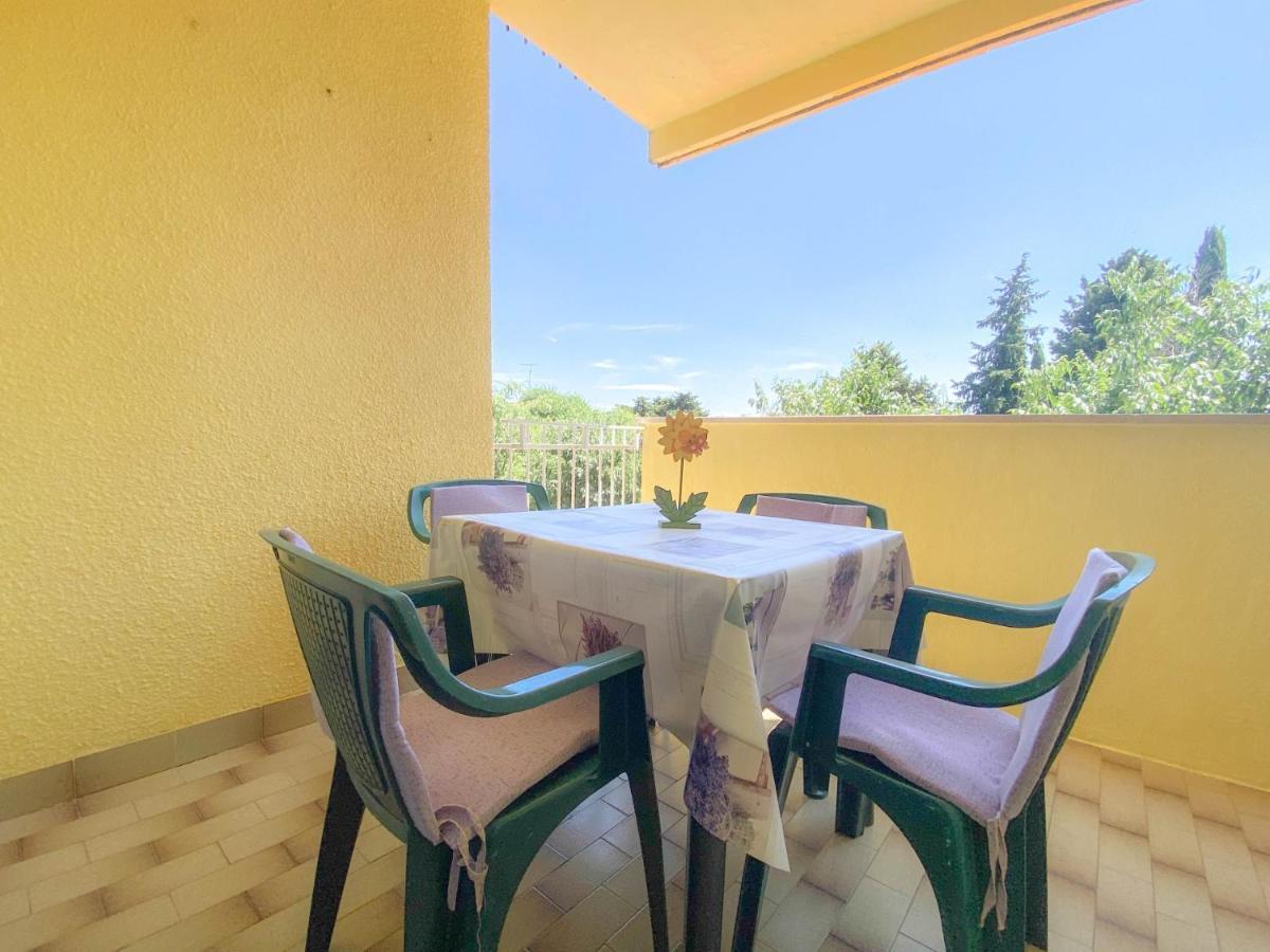 Olga Apartment Novigrad  Exterior photo